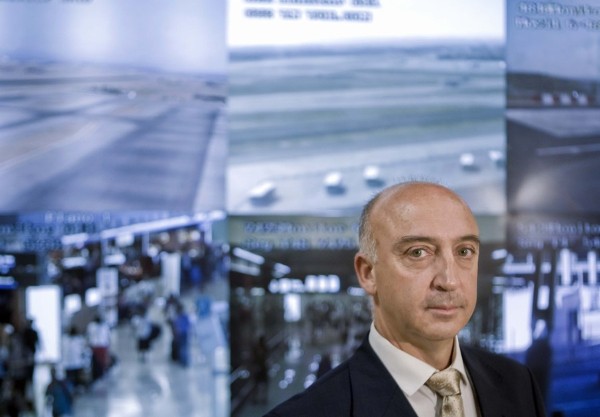 El director adjunto del Aeropuerto de Barajas, José Sanz Dodero