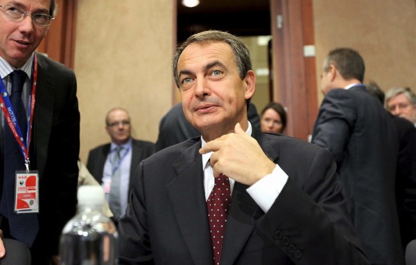 El presidente del Gobierno español, José Luis Rodríguez Zapatero, participa en la Cumbre social tripartita sobre el empleo en Bruselas.