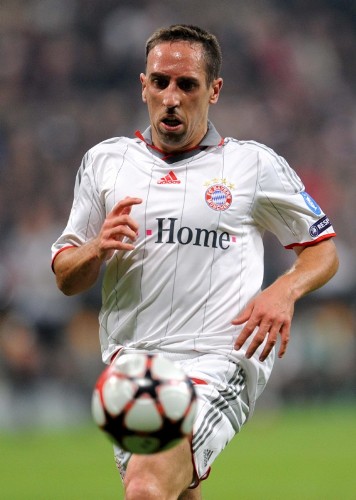 Fotografía de archivo del 30 de septiembre de 2009 que muestra al centrocampista fracés del Bayern Munich, Franck Ribery, durante un partido de la Liga de Campeones contra la Juventus de Turín jugado en el Allianz-Arena de Munich, Alemania.
