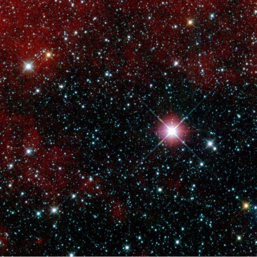 Fotografíada considerada como la primera imagen de un trozo del cosmos capturado bajo luz infrarroja.