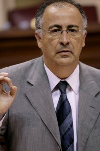 El portavoz del Grupo Socialista, Francisco Hernández Spínola.