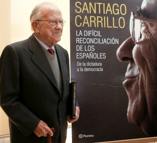 Santiago Carrillo durante la presentación de su libro 
