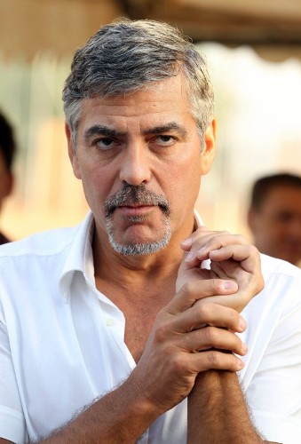 El actor estadounidense George Clooney visitaNDO un colegio electoral en Yuba (Sudán.