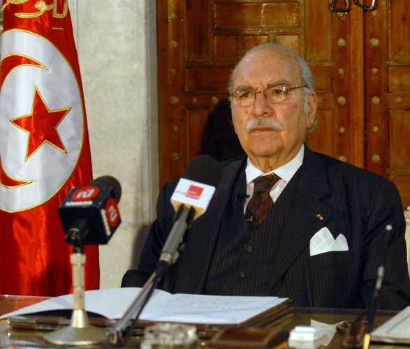 El presidente tunecino interino Fued Mebaza.