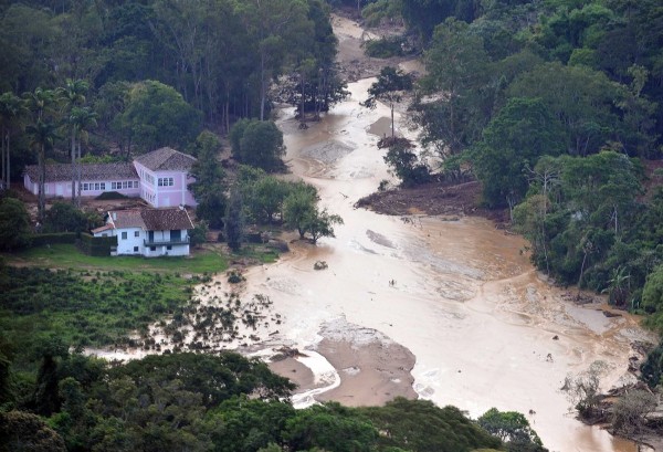 Vista de una zona afectada por las lluvias en Santa Rita, en los alrededores de Teresópolis (Brasil).