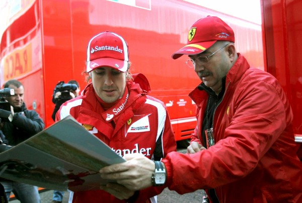 El piloto español de Ferrari, Fernado Alonso (i).