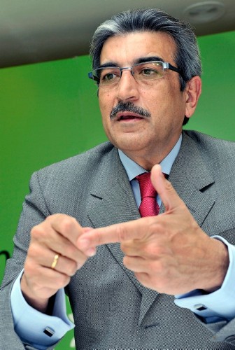 El candidato a la Presidencia de Nueva Canarias, Román Rodríguez.