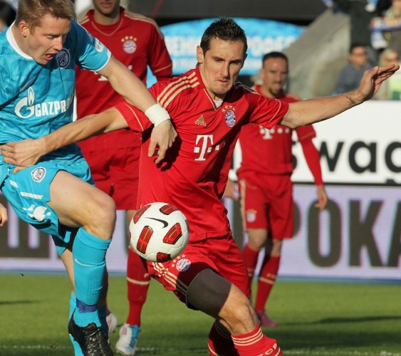Miroslav Klose del FC Bayern de Múnich (d).