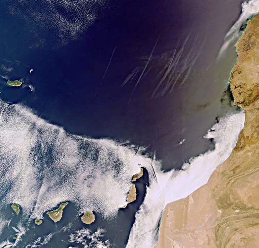 El satélite de imágenes espectómetro de media resolución Envisat ha fotografiado la isla canaria de El Hierro el pasado 8 de septiembre.