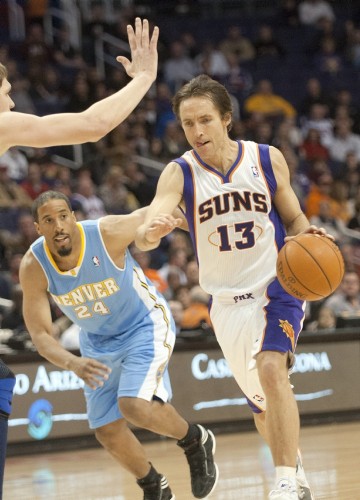 El jugador de los Suns, Steve Nash.