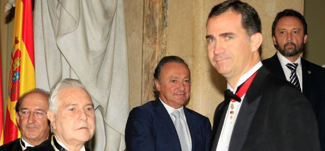 El príncipe de Asturias y Carlos Dívar (i)