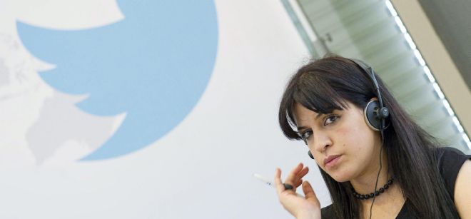 La bloguera tunecina Lina Ben Mhenni, excandidata al premio Nobel de la Paz.