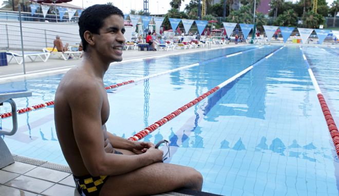 El nadador paralímpico canario Enhamed Enhamed.