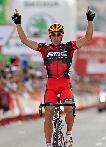 El belga Philippe Gilbert, del BMC, se impone en la decimonovena etapa de la Vuelta Ciclista a España.