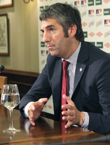 El presidente del Athletic de Bilbao, Josu Urrutia, durante la rueda de prensa que ha ofrecido hoy.