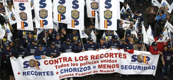Unos 5.000 policías se han manifestado hoy en Madrid.