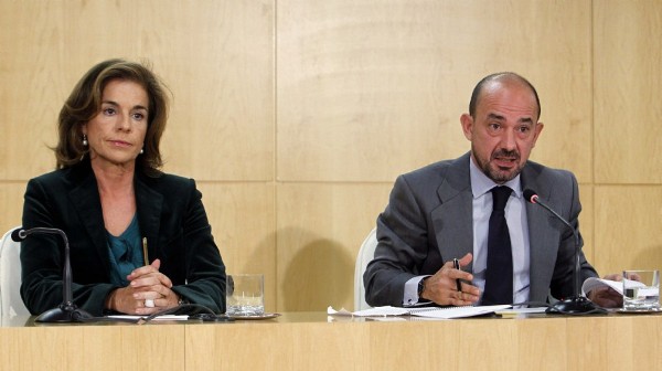 La alcaldesa de Madrid, Ana Botella, con Miguel Ángel Villanueva.