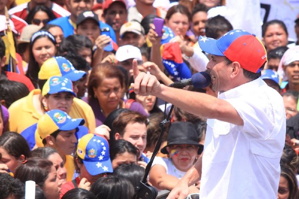 Henrique Capriles, durante su visita a la localidad de Maturín, Estado Anzoategui (Venezuela). 