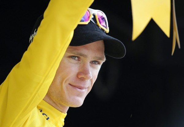 El ciclista británico Christopher Froome, del Sky, mantiene el maillot amarillo.