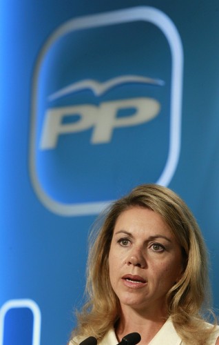 La secretaria general del PP, María Dolores de Cospedal, durante la rueda de prensa.