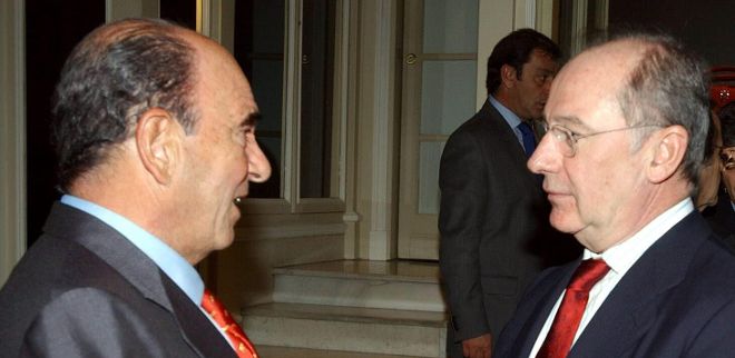 El presidente del banco Santander, Emilio Botín (i), y el exvicepresidente del Gobierno Rodrigo Rato (d).