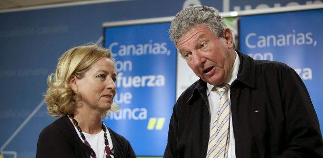 Los diputados nacionales por Coalición Canaria y por Nueva Canarias, Ana Oramas y Pedro Quevedo.