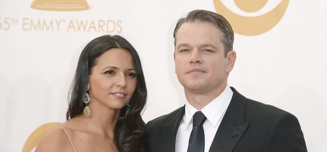 El actor Matt Damon, junto a su mujer.