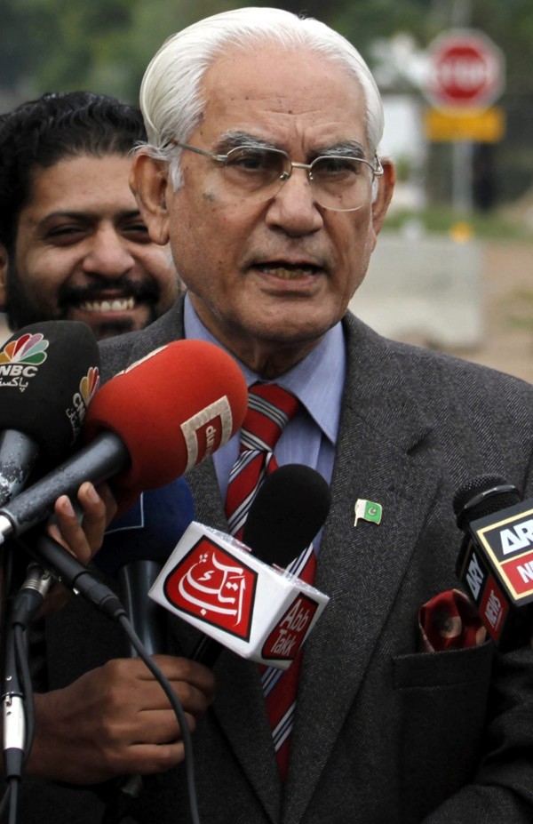 Ahmed Raza Kasuri, abogado del exmilitar golpista Pervez Mushárraf.