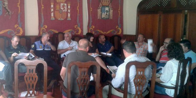 La reunión se celebró ayer en el Ayuntamiento de Icod.