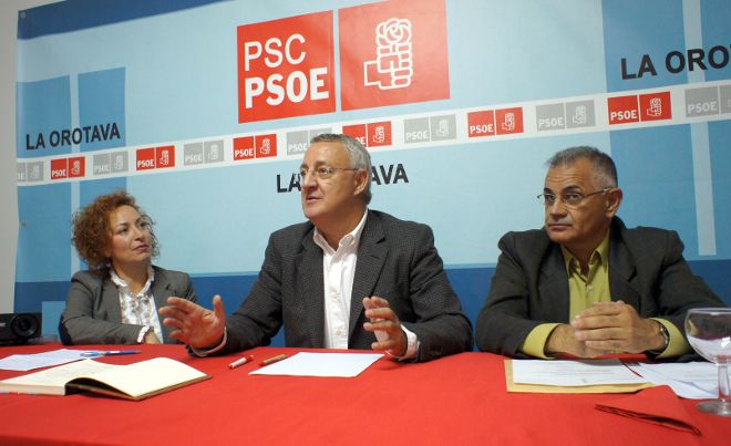 Jesús Caldera durante su intervención en la asamblea local del PSOE de La Orotava.
