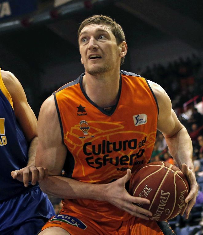 El pivot ucraniano del Valencia Basket, Serhiy Lishchuk.
