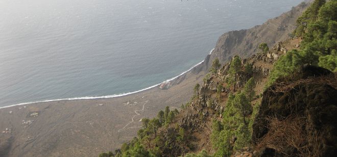 Imagen de la Isla desde la cumbre.