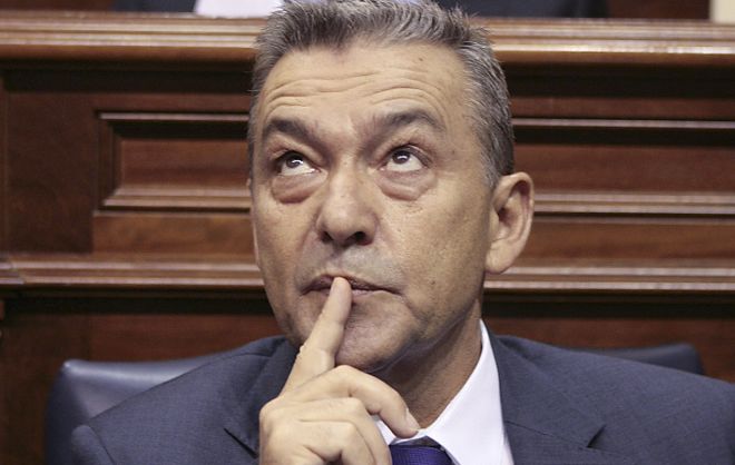 El candidato a la Presidencia del Gobierno canario, Paulino Rivero.