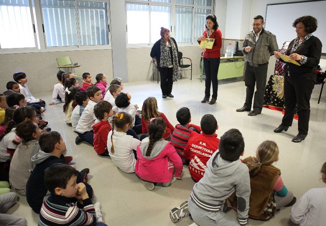 Actividad PIALTE en el centro escolar de Punta Larga en Candelaria.