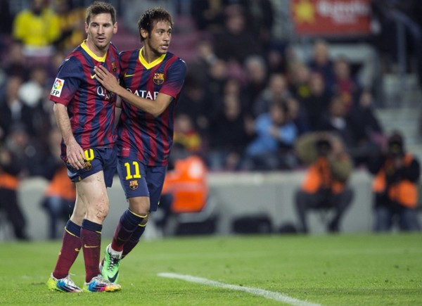 Leo Messi (i) y el brasileño Neymar, durante el partido.