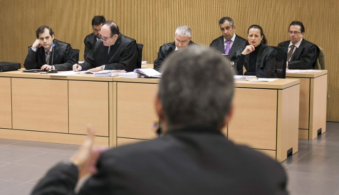 El Tribunal Superior de Justicia de Canarias (TSJC) retomó hoy el juicio contra los siete procesados en la trama de presunta corrupción municipal en la construcción de viviendas sociales conocido como 