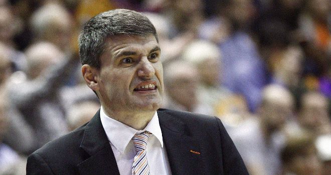 El entrenador del Valencia Basket, Velimir Perasovic.