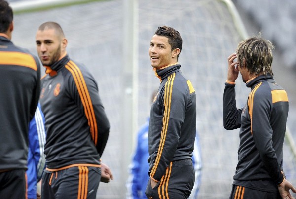 Benzema, Cristiano Ronaldo y Fabio Coentrao, entrenando en Múnich.