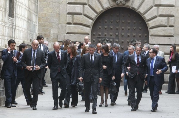 La junta directiva azulgrana, a su llegada a la Catedral de Barcelona.
