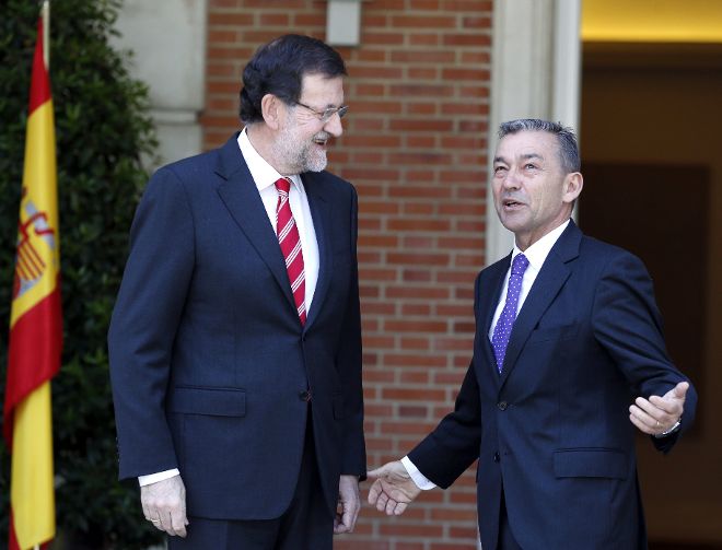 El presidente del Gobierno, Mariano Rajoy y el presidente de Canarias, Paulino Rivero.