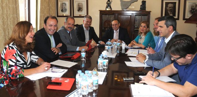 El Ayuntamiento de LaOrotava acogió ayer la primera reunión del Consorcio de El Rincón en 13 años.