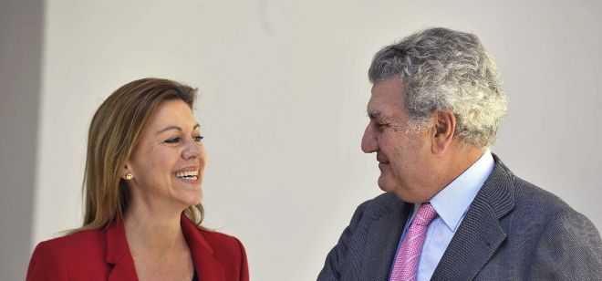 La presidenta de Castilla-La Mancha, María Dolores Cospedal, ha recibido hoy en el Palacio de Fuensalida, en Toledo, al presidente del Congreso de los Diputados, Jesús Posada.