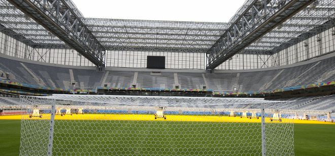 Vista de la cancha del estadio Arena da Baixada, en Curitiba (Brasil).