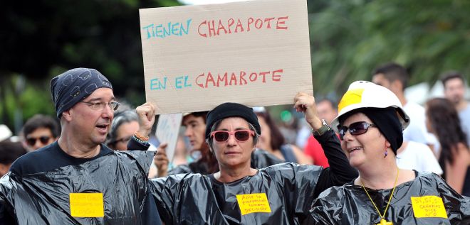 Un grupo de participantes en la manifestación que recorrió el pasado sábado las calles de Santa Cruz.