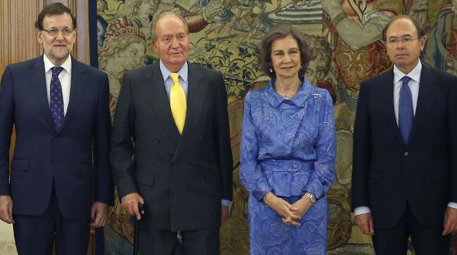 Los reyes han ofrecido hoy un almuerzo de despedida en La Zarzuela. En la foto, con los presidentes del Gobierno y del Senado.