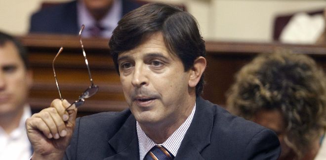 El consejero de Economía y Hacienda del Gobierno de Canarias, Javier González Ortiz.