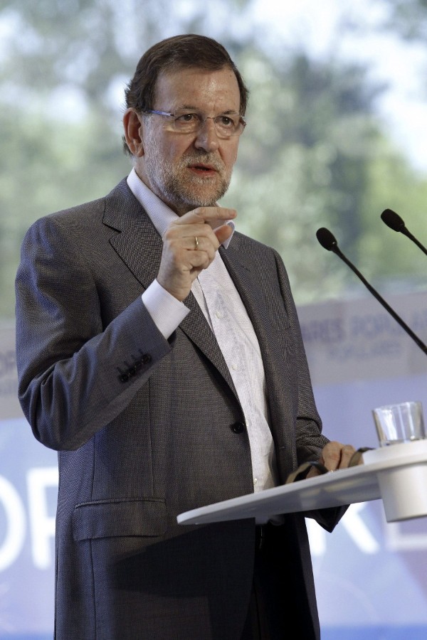 El presidente del Gobierno, Mariano Rajoy, durante su intervención hoy en la clausura de la escuela de verano del PP en El Escorial (Madrid), en la que ha recordado la figura de Miguel Ángel Blanco.