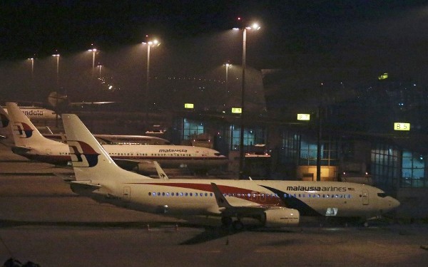 Vista de varios aviones de Malaysia Airlines en el aeropuerto internacional de Kuala Lumpur, Malasia.