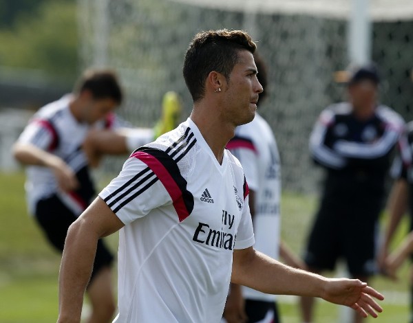 El jugador del Real Madrid Cristiano Ronaldo durante un entrenamiento en el Campo Scicluna de la Universidad de Michigan Este en Ypsilanti, Michigan.