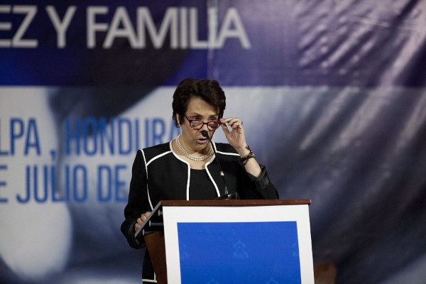 La ministra de Relaciones Exteriores de Honduras, Mireya Agüero.